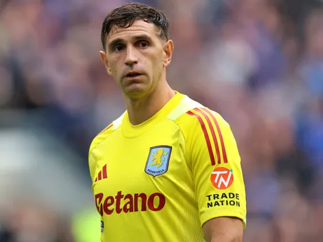 ¿El mejor del mundo? Dibu Martínez ni en las cómicas del Premio Yashin