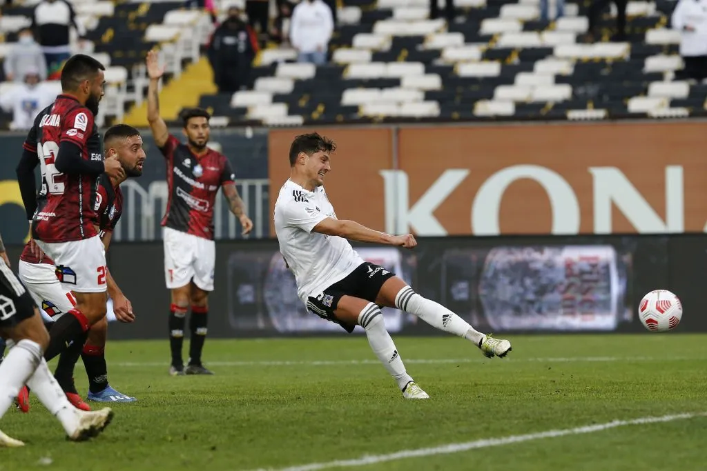 Albornoz tuvo un breve paso por Colo Colo/Photosport
