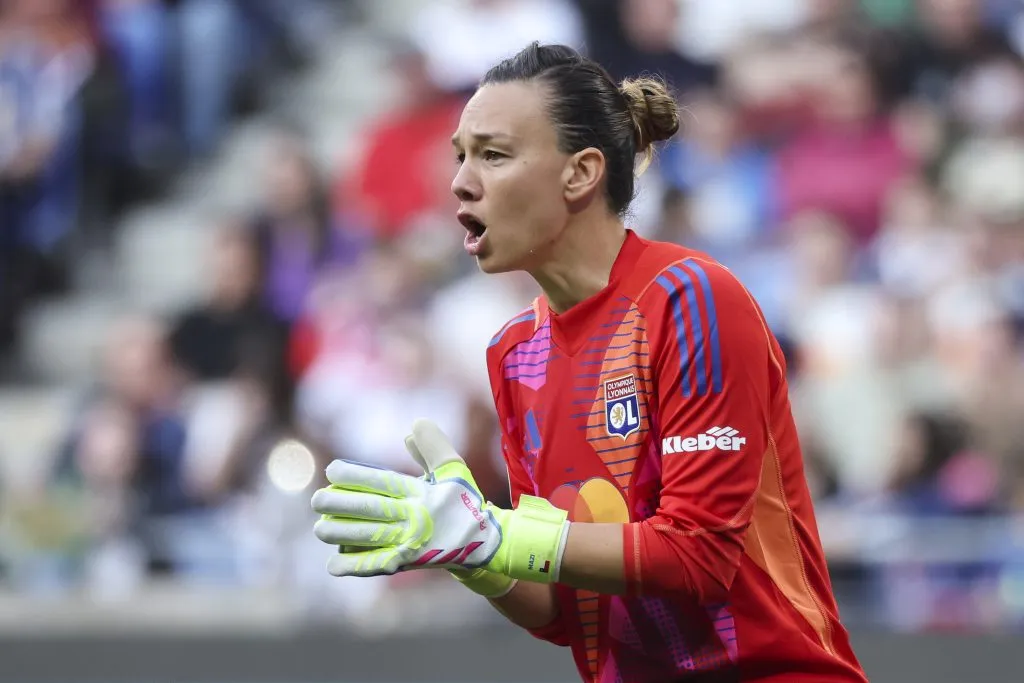 Christiane Endler también destacó en el Lyon y estuvo cerca de ganar el trofeo (Photo by Catherine Steenkeste/Getty Images)