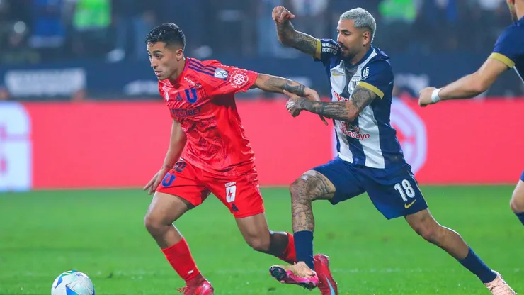 La U dejó impresionado a ídolo peruano.