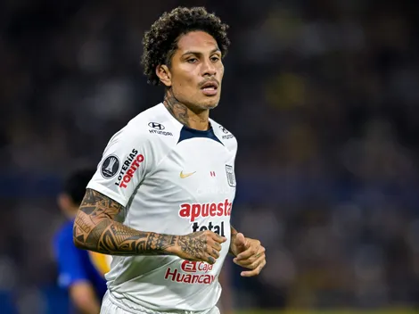 Paolo Guerrero calentó a la U en el arribo a Chile