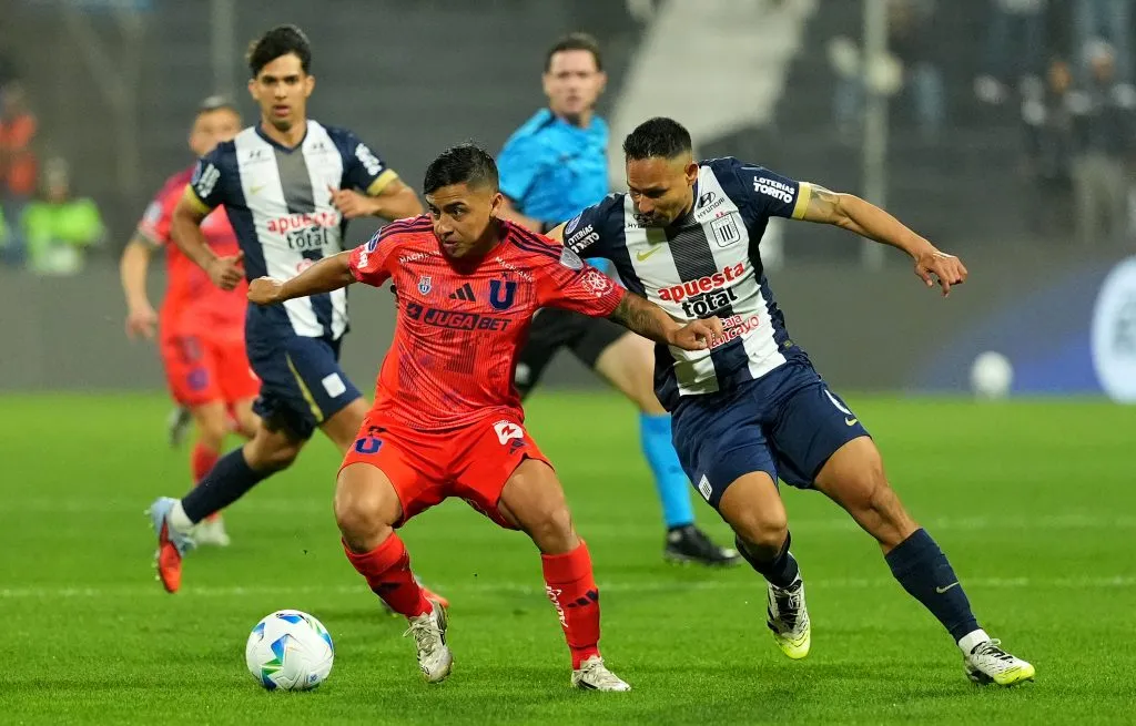 Mucho más que una semifinal se juegan la U y Alianza Lima. (Foto: Raul Sifuentes/Getty Images)