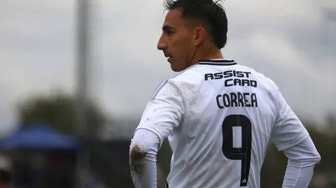 Javier Correa no está en buenas condiciones, pero Colo Colo igual lo esperará.