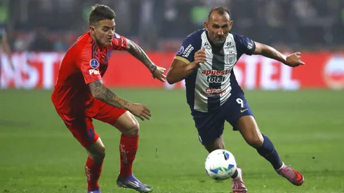 Hernán Barcos será titular ante la U y puede meter miedo en el ataque