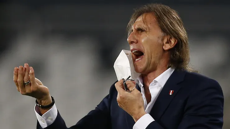 Ricardo Gareca en sus tiempos de DT de Perú.