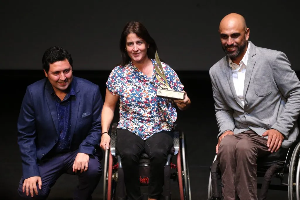 Francisca Mardones siendo reconocida por el Círculo de Periodistas Deportivos | Photosport
