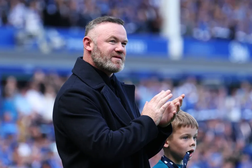 LIVERPOOL, ENGLAND – MAY 18: Former Everton footballer Wayne Rooney acknowledges the fans during a lap of honour following the Premier League match between Everton FC and Southampton FC at Goodison Park on May 18, 2025 in Liverpool, England. Goodison Park, home of Everton Football Club since August 24, 1892, will play host to its final Men’s First Team fixture today ahead of the clubs move to the Hill Dickinson Stadium for the 2025/26 season. (Photo by Richard Heathcote/Getty Images)