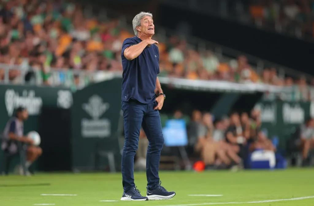Manuel Pellegrini sabe que puede ser su última temporada en el Betis. (Fran Santiago/Getty Images).