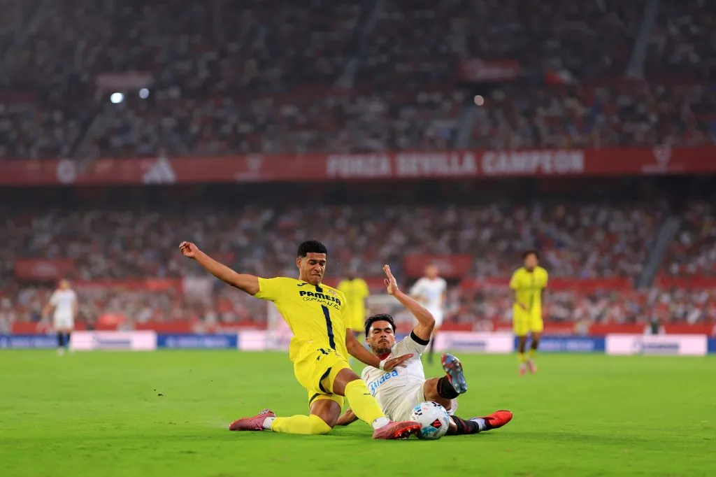 Gabriel Suazo es clave en Sevilla. (Photo by Fran Santiago/Getty Images)