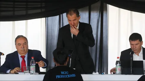 En Colo Colo lo que menos existe en este momento es paz para la directiva.