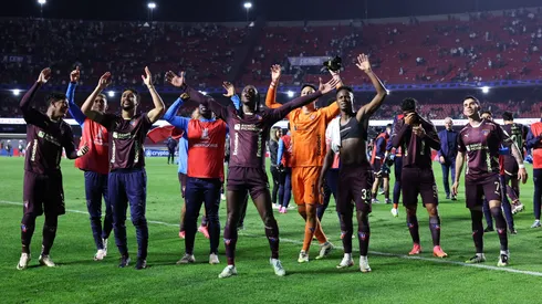 La Liga de Quito celebra batacazo con dos chilenos como protagonistas