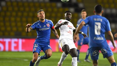 Pato Yáñez enojado con la U pese a la clasificación a semifinales.