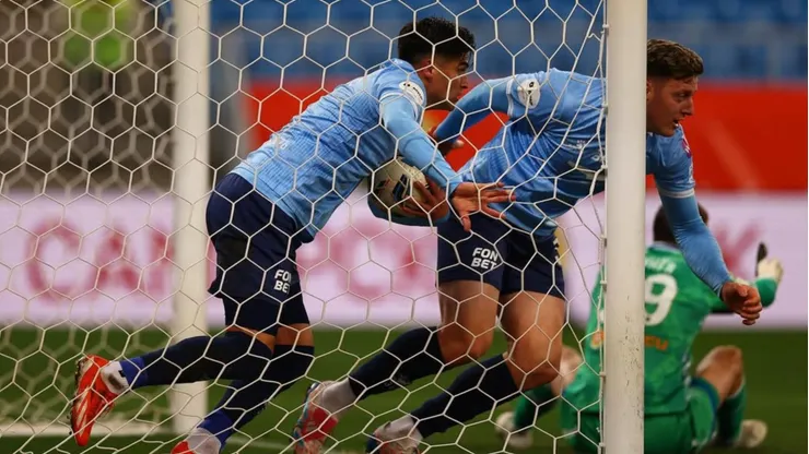 Thomas Galdames vuelve al gol pero no fue útil en la Premier League Rusa.