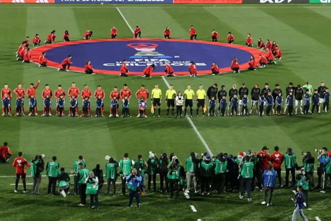 La artista estuvo presente en la inauguración del Mundial Sub-20/Photosport