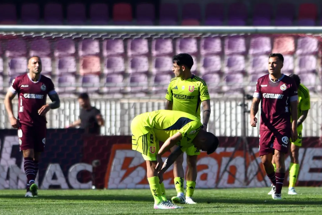 La U empató contra La Serena, pero Gustavo Álvarez avisa que peleará hasta el último.