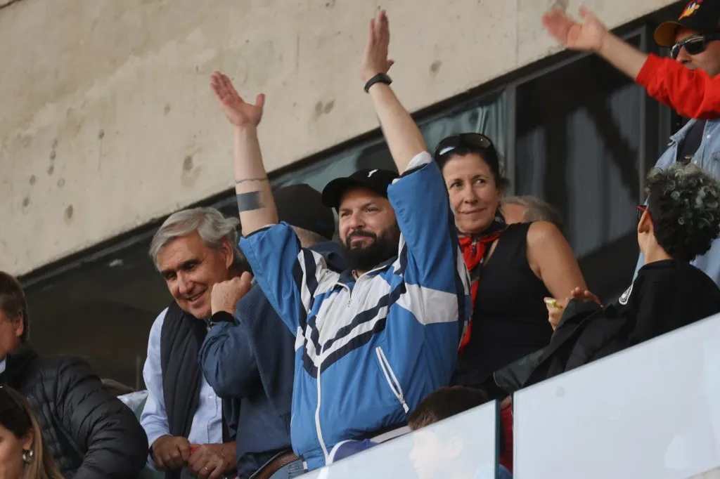 Gabriel Boric en el amistoso Adiós Capitanes. Foto: Dragomir Yankovic/Photosport
