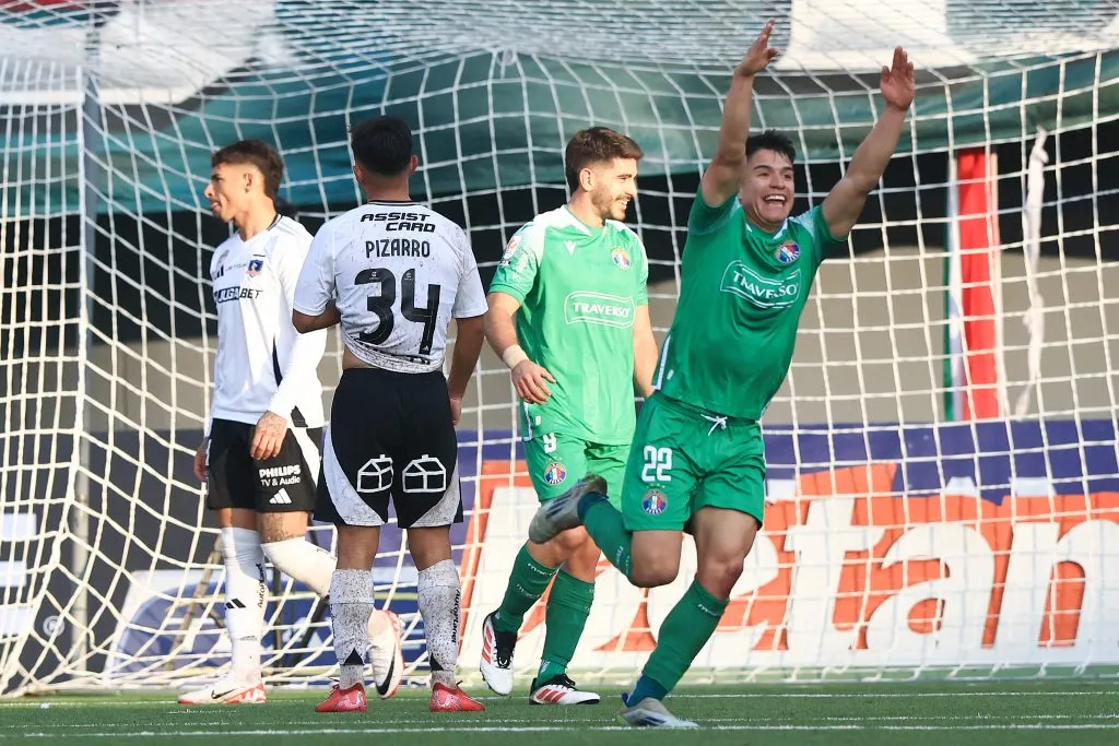 Audax Italiano puede salvarle el año a Colo Colo. Foto: Photosport.