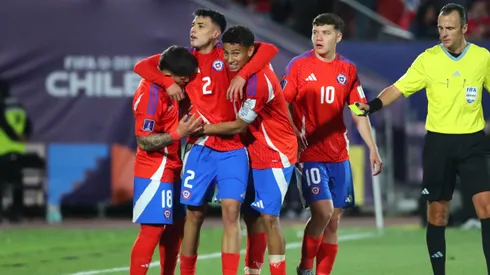 Chile venció por 2-1 a Nueva Zelanda en su debut.