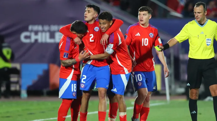 Chile venció por 2-1 a Nueva Zelanda en su debut.