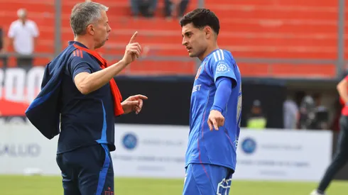 Gustavo Álvarez pide que sus seleccionados no vayan a la Roja.