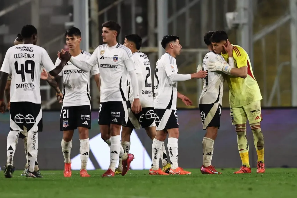Colo Colo debe sumar muchos puntos para comenzar a meterse en los puestos de copas internacionales. | Foto: Photosport.