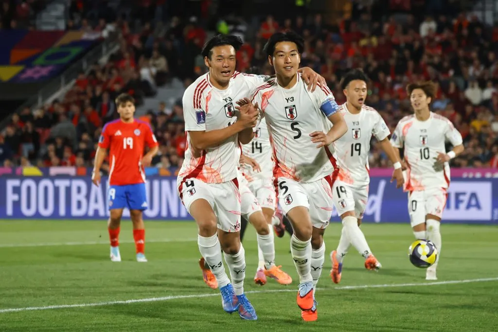 El jugador de Japon Rion Ichihara reveló su admiración por Alexis /Photosport