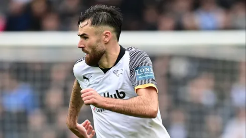 El jugador nacional se convirtió en el blanco de las críticas en Inglaterra.