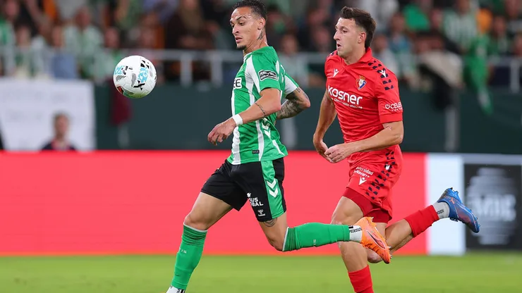 Antony jugando por Real Betis.