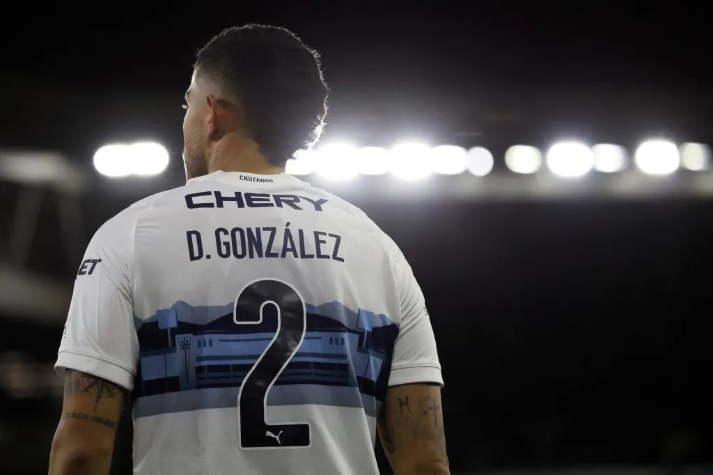 Daniel González renovó con la UC/Photosport