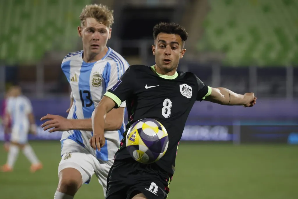 Una nueva ayuda arbitral a Argentina hizo estallar en pifias el choque del Mundial Sub 20 en Valparaíso. Foto: Photosport.