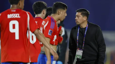 Chile sufre dos importantes bajas en el Mundial Sub 20.