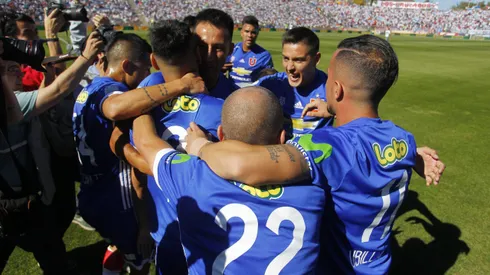 La U quiere repetir los abrazos con Felipe Mora.