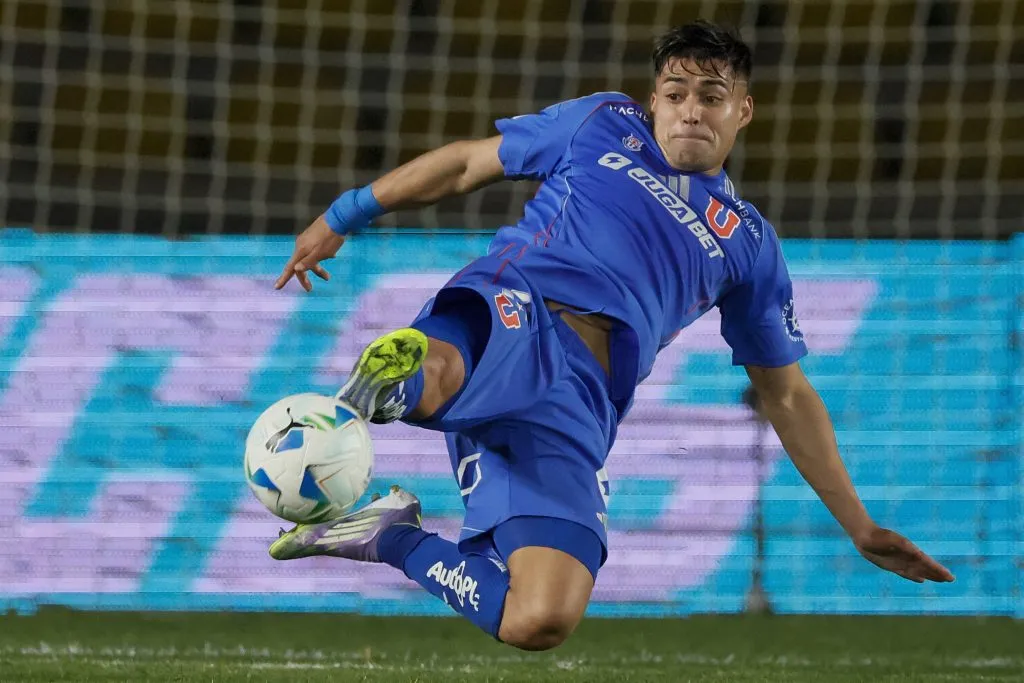 Hormazábal seguirá ligado a U. de Chile. Imagen: Photosport