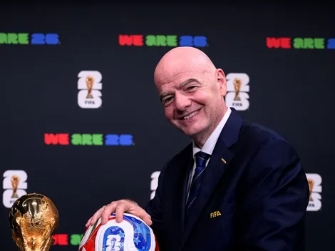 Cuatro colores y extraños cascos: FIFA presenta la pelota del Mundial 2026