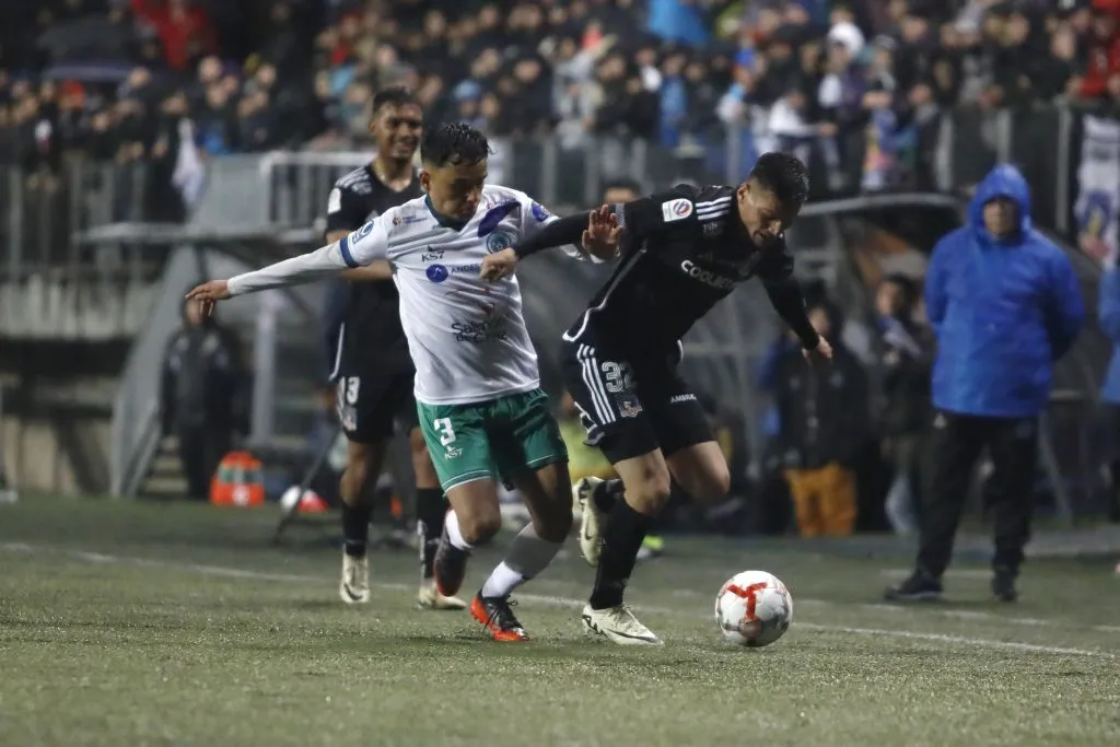 Colo Colo y Deportes Puerto Montt chocarán otra vez en un amistoso que promete. Foto: Photosport.