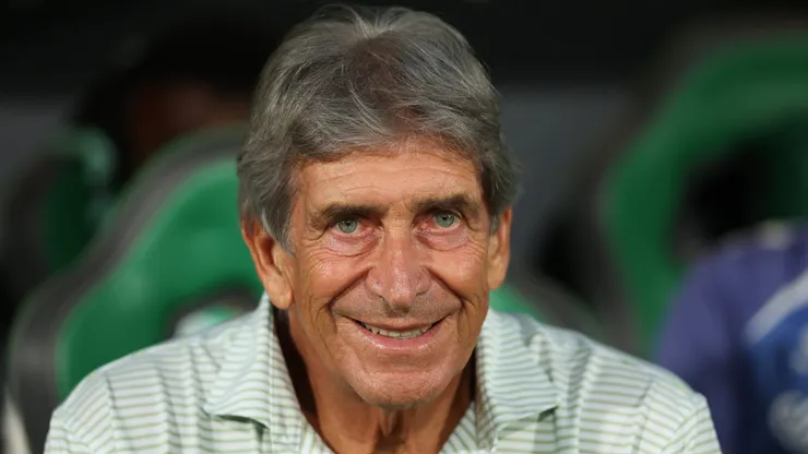 Manuel Pellegrini todavía tiene en duda su futuro.