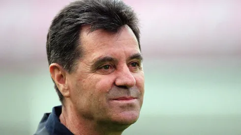 El histórico adiestrador albo sufre la pérdida de su esposa