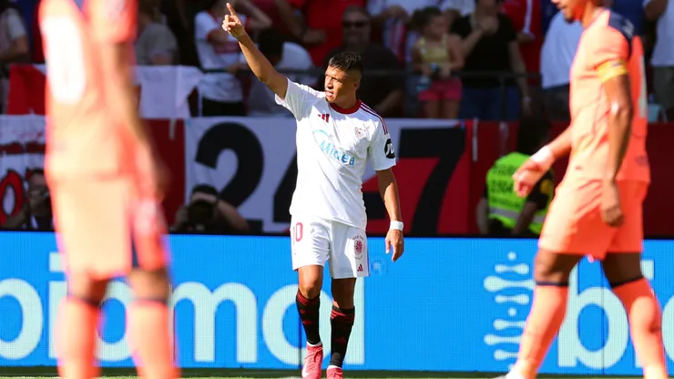 Alexis hace historia en Sevilla.