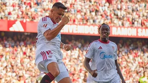 Alexis Sánchez celebró ante el Barcelona