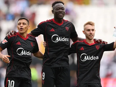 ¡Ovación total! El emocionante gesto del Sevilla con Alexis