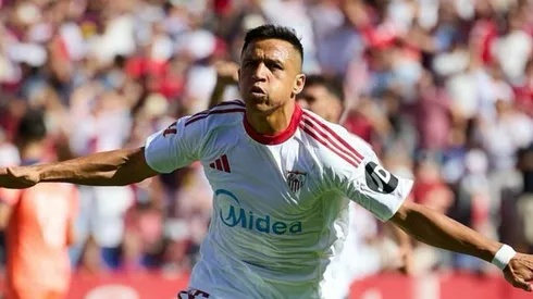 Alexis Sánchez celebra su gol ante Barcelona