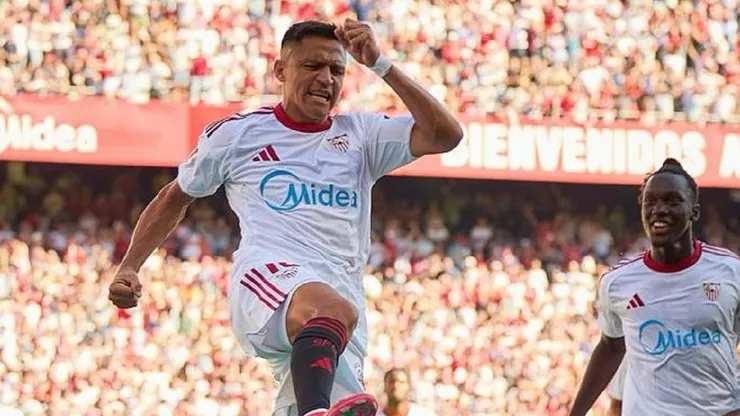 Alexis Sánchez da que hablar en España.