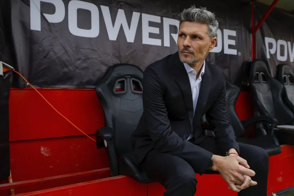 Fernando Ortiz tiene la misión de llevar a Colo Colo a alguna de las copas internacionales del 2026. | Foto: Photosport.