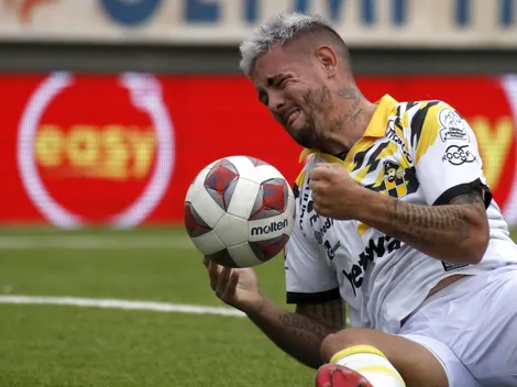 "Abuelo falso": FIFA filtra cómo pilló al "castigado" Rodrigo Holgado