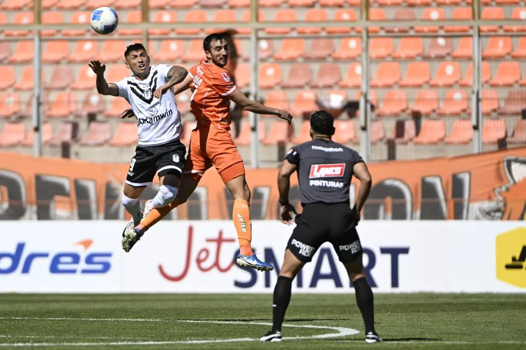 Agustín Heredia en acción por Boca. También jugó en San Martín de San Juan, Godoy Cruz y dos clubes de Uruguay: Cerro Largo y Plaza Colonia. (Pedro Tapia/Photosport).