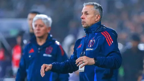 Gustavo Álvarez apareció nuevamente al baile en la selección peruana.