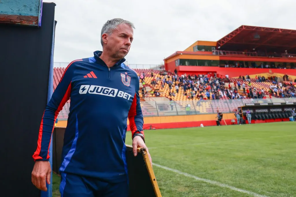 La U vuelve al Santa Laura con una extraña programación. Foto: Javier Vergara/Photosport