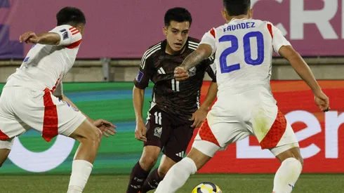 El palo de Gilberto Mora tras eliminar a Chile con México.