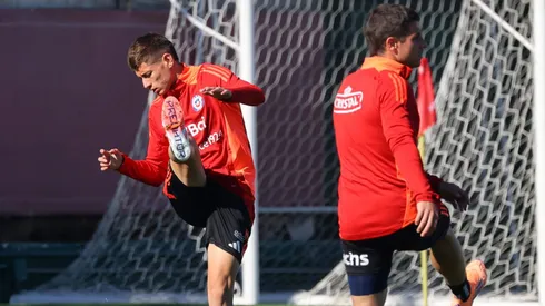 La Roja tiene una baja para el amistoso con Perú