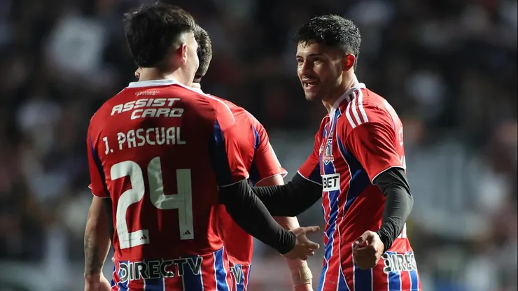 Colo Colo se puso en ventaja ante Puerto Montt gracias a un cortado por Jorge Almirón.